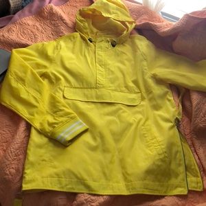 Yellow men’s light weight rain coat
